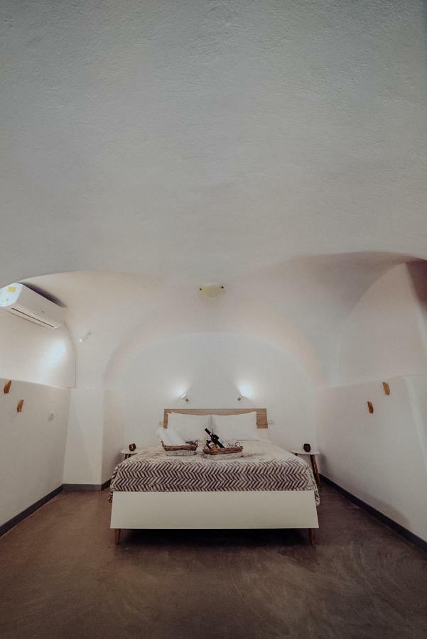 Pueblo Viejo Suites Kamári Buitenkant foto